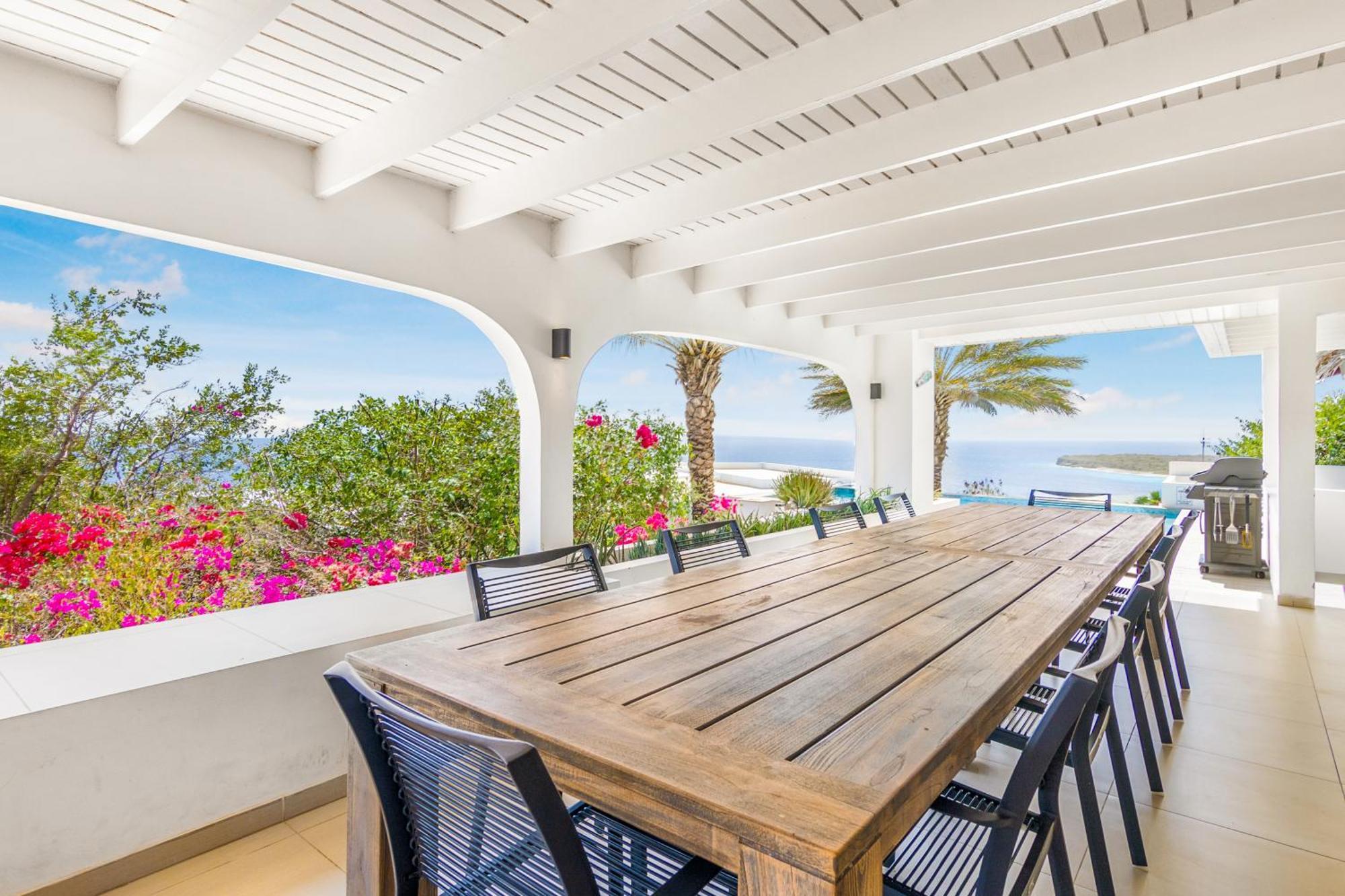 Exclusive 10-person Seaview In Cas Abou With Private And Pool Bar