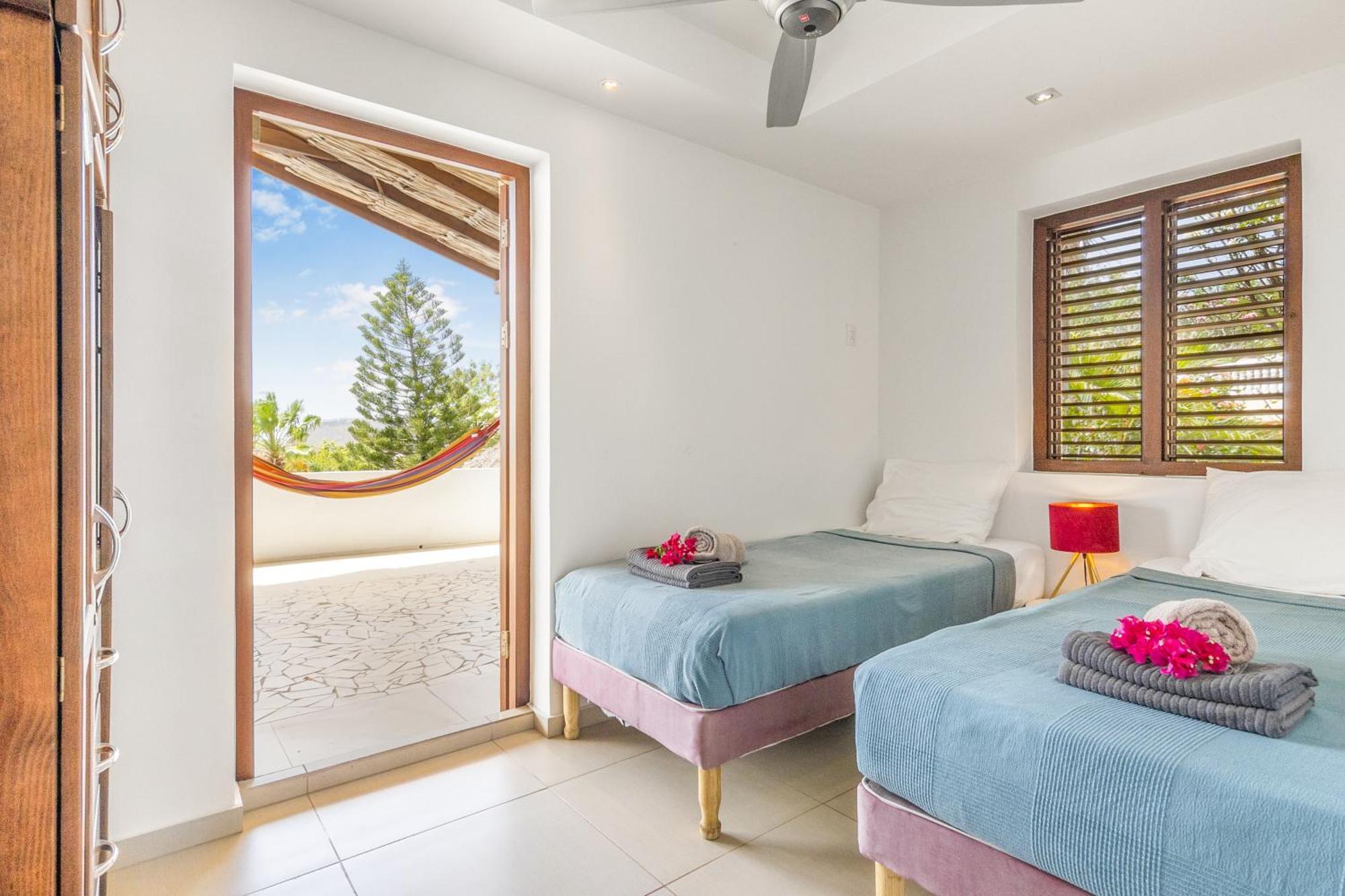 Exclusive 10-person Seaview In Cas Abou With Private And Pool Bar Villa