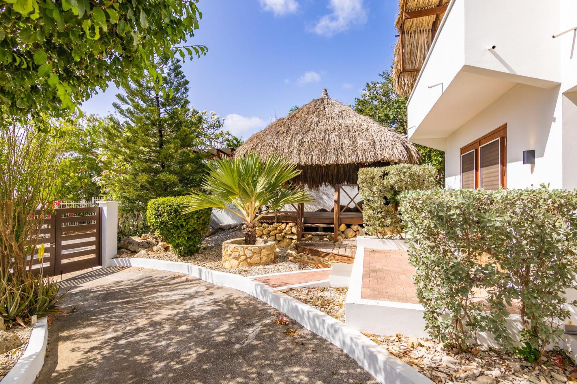 Exclusive 10-person Seaview In Cas Abou With Private And Pool Bar Villa