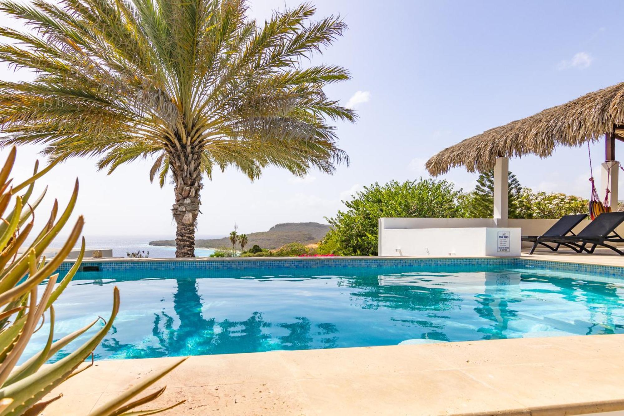Exclusive 10-person Seaview In Cas Abou With Private And Pool Bar *