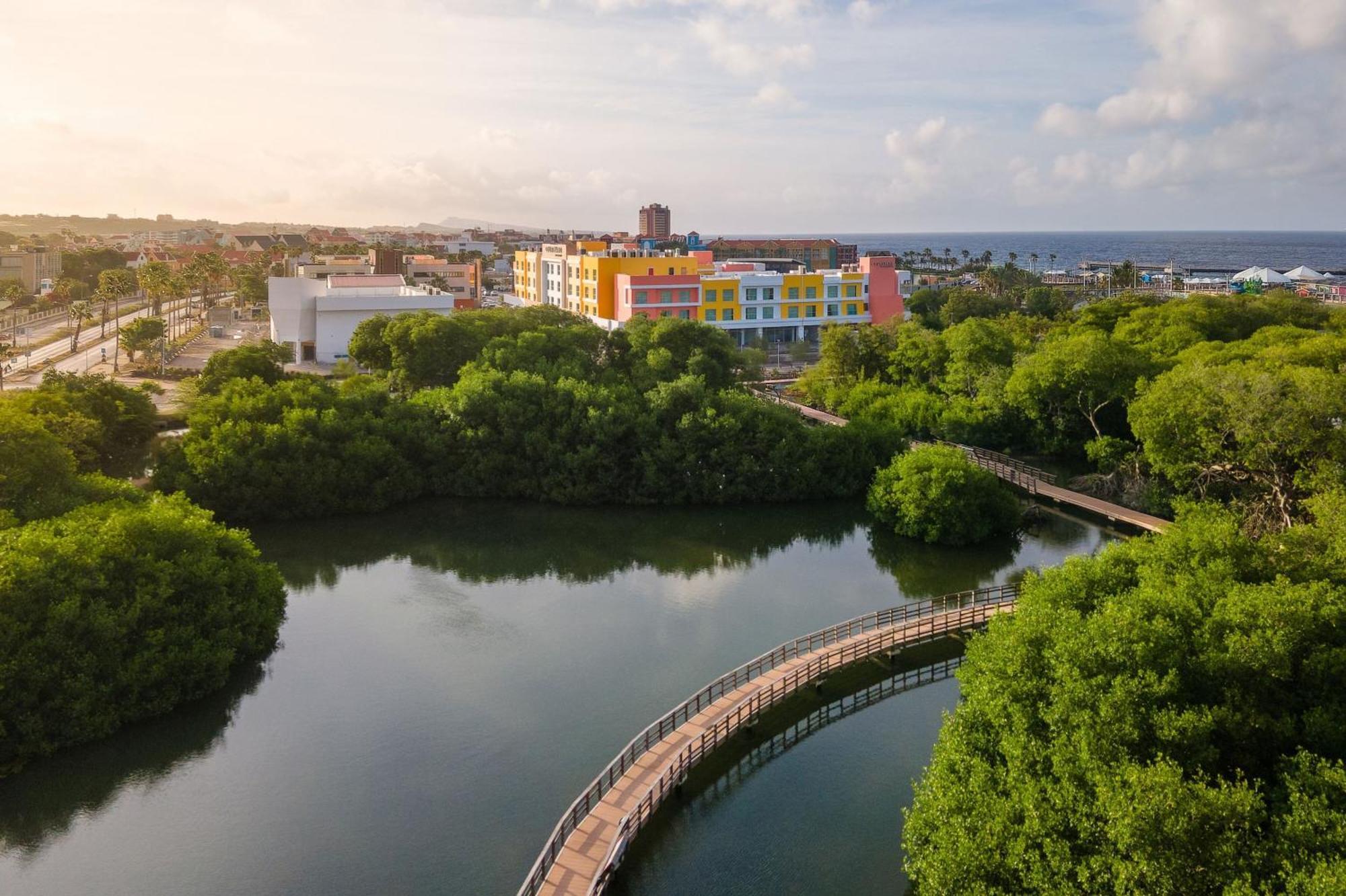 Courtyard By Marriott Curacao *