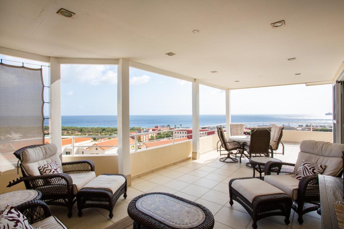 Luxe Penthouse Royal Palm Apartment *