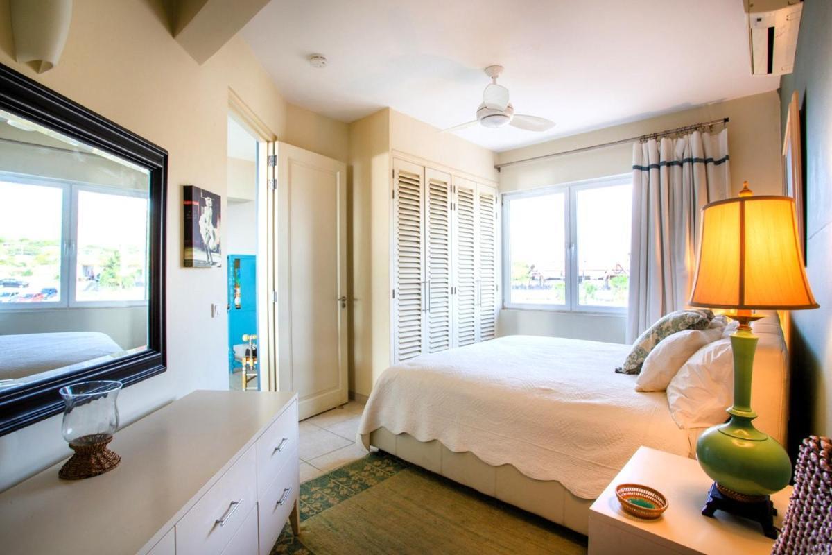 Luxe Penthouse Royal Palm Willemstad