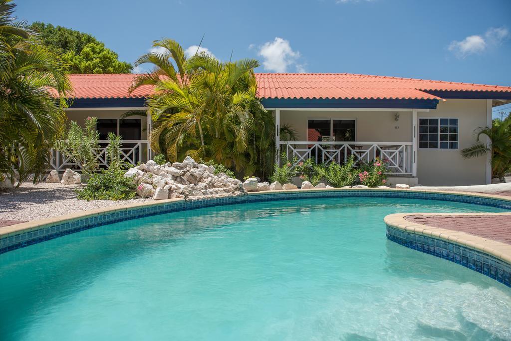 Blue Marlin Apartment Willemstad