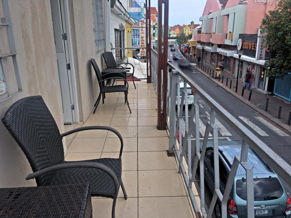 Breedestraat Otrobanda * Willemstad