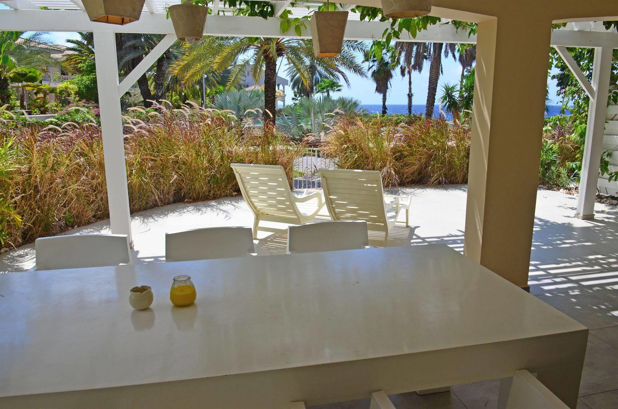 Dolphin & Wellness Curacao Hotel Willemstad