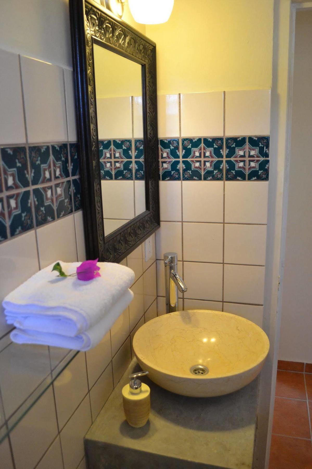 Lagun Blou Dive And Beach Resort *