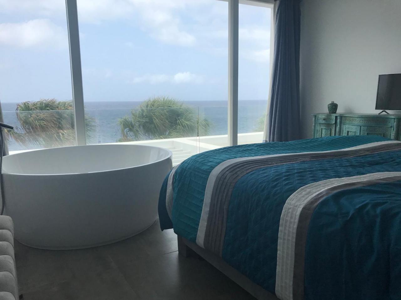Yazmin Villa