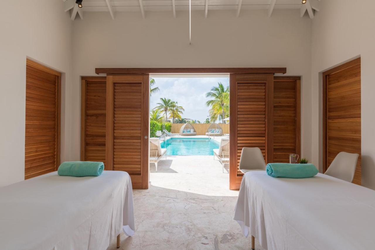 Dolphin & Wellness Curacao Willemstad