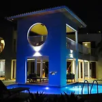 Coral Estate Villa 19 - Architectural Eye-Catcher With Private Pool