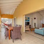 Holiday Home Gran Veranda With Private Pool, Coral Estate
