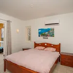 Holiday Home Gran Veranda With Private Pool, Coral Estate