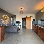 Jayhden Apt New With A View Grote Berg Willemstad