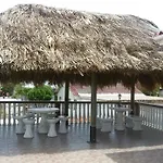 Roxsha Apartments