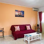 Damacor Apartments