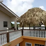 Roxsha Apartments