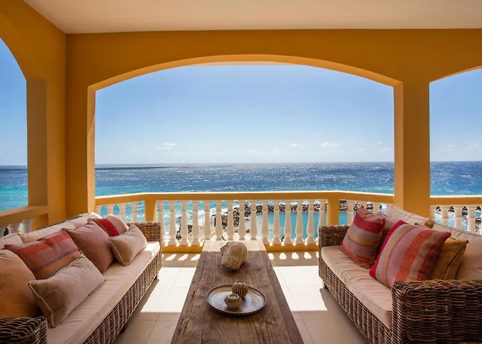 The Strand - The Beach, Penthouse 4A