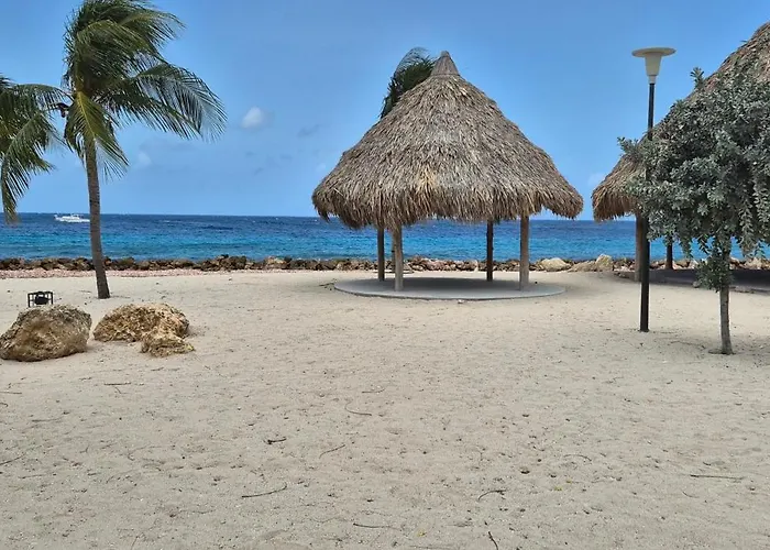 Studios & House With Beautiful Beach Front View