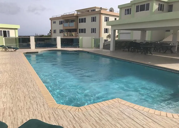 Windward Apartments