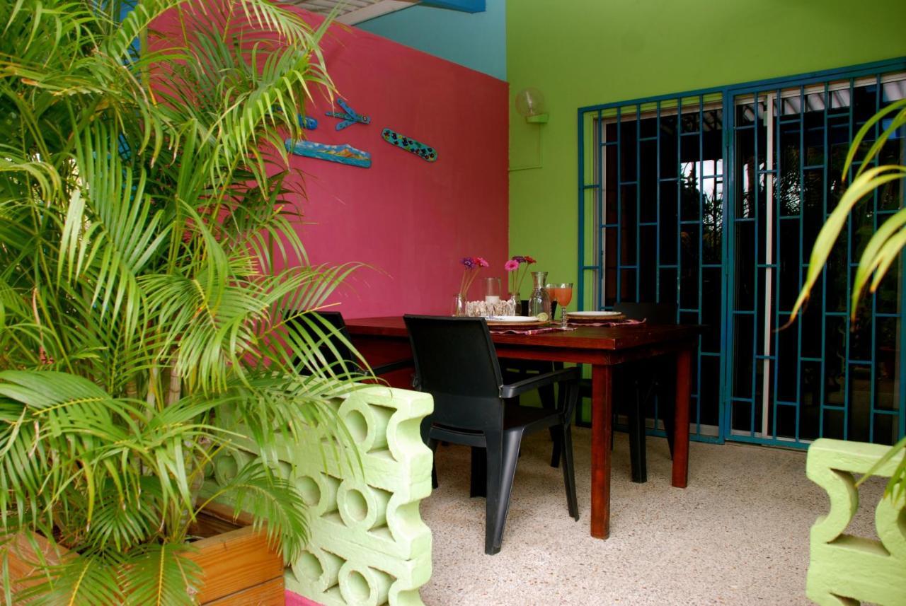 Caribbean Flower * Willemstad
