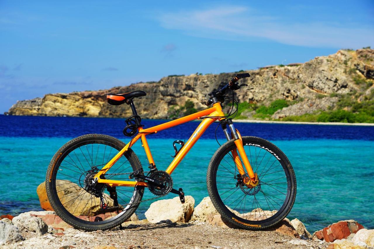 Bed & Bike Curacao - Jan Thiel Albergue