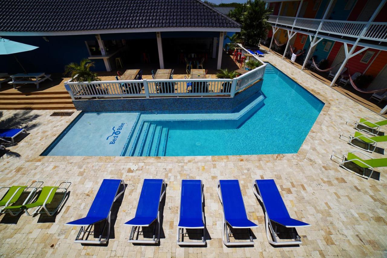 Bed & Bike Curacao - Jan Thiel Albergue