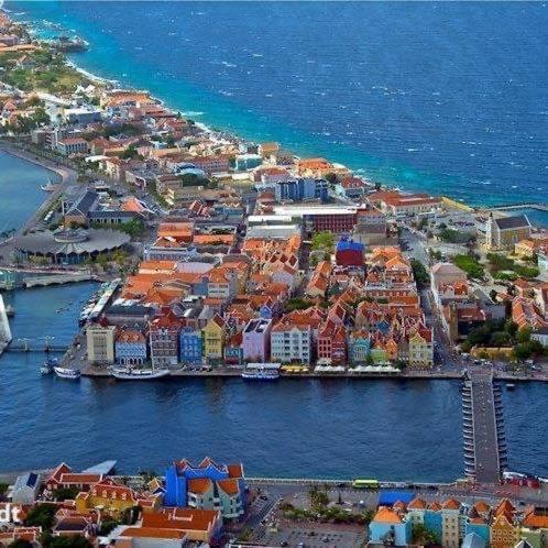 Blue Bay Penthouse Reef 5, Golf Pool Dive With Ocean View *