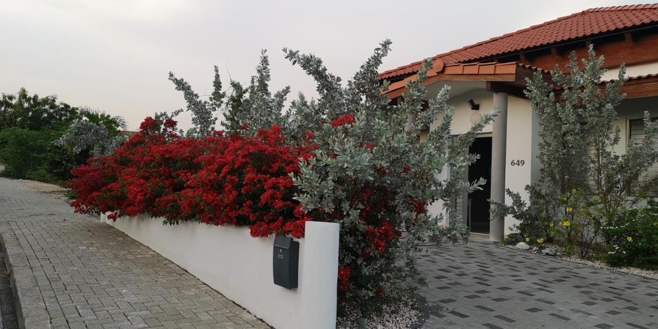 Villa Group & Family House Galant Curacao