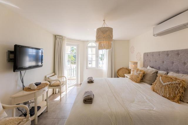 Ocean Resort, Penthouse Suikerdiefje Apartment Willemstad