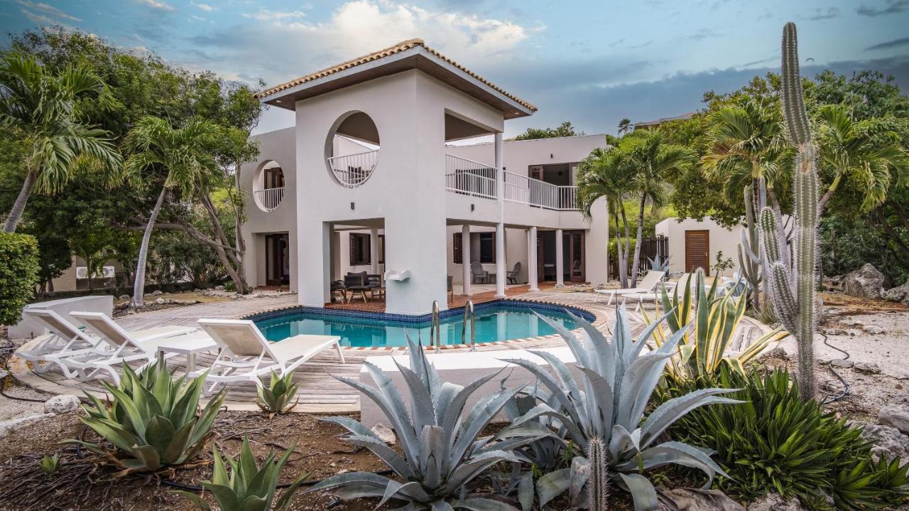 Coral Estate 19 - Architectural Eye-catcher With Private Pool Villa