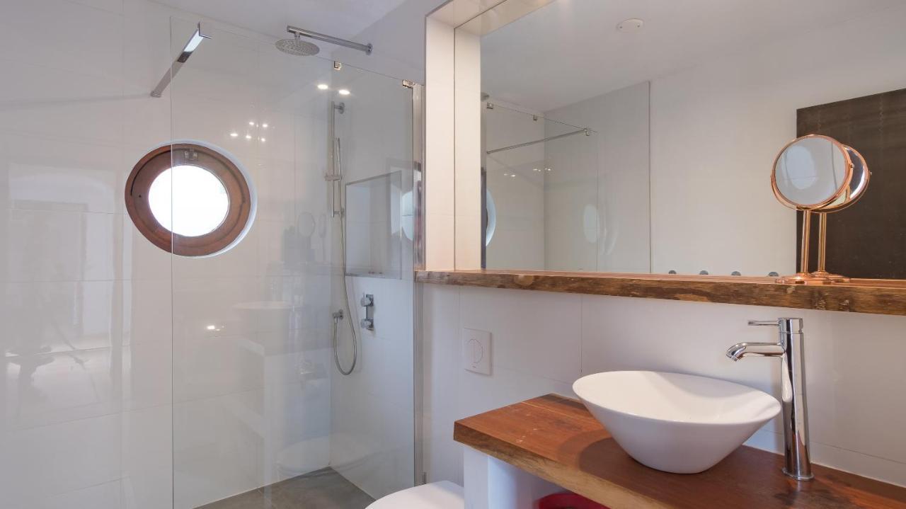 Coral Estate 19 - Architectural Eye-catcher With Private Pool Willibrordus