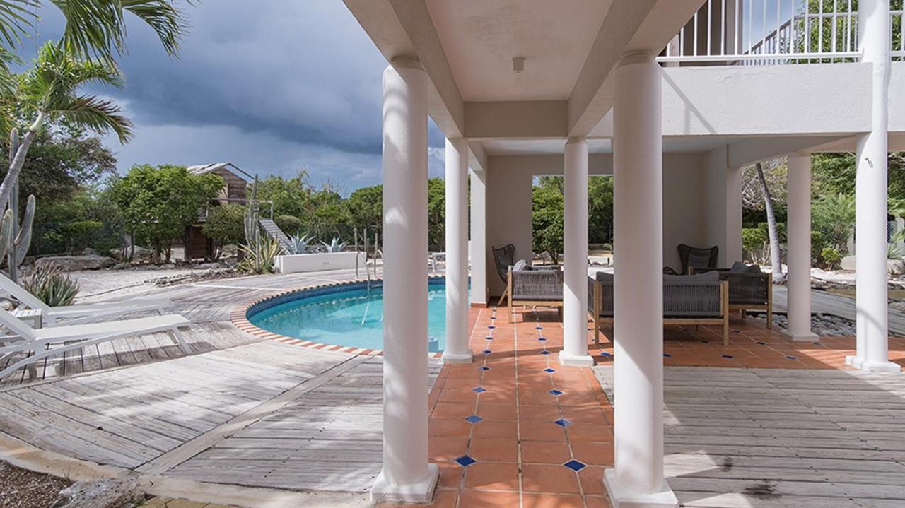 Coral Estate 19 - Architectural Eye-catcher With Private Pool