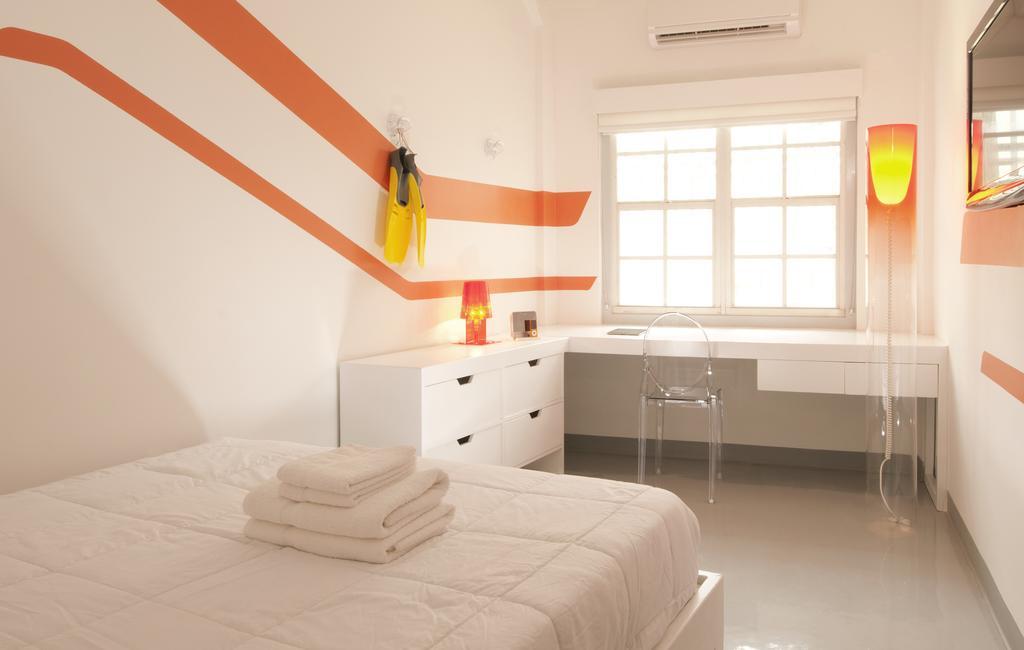 Wave Hotel&cafe 3* Curacao