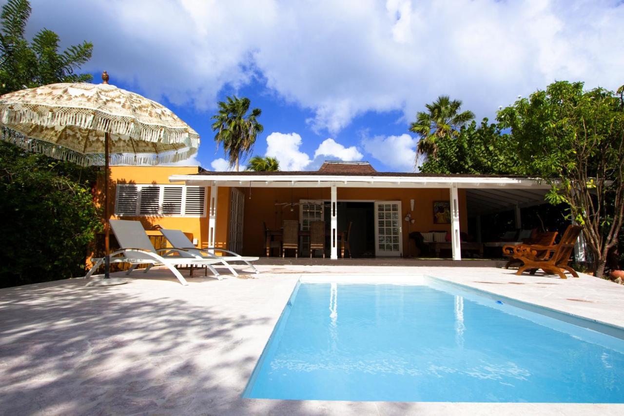 Piscadera Bay 79 *