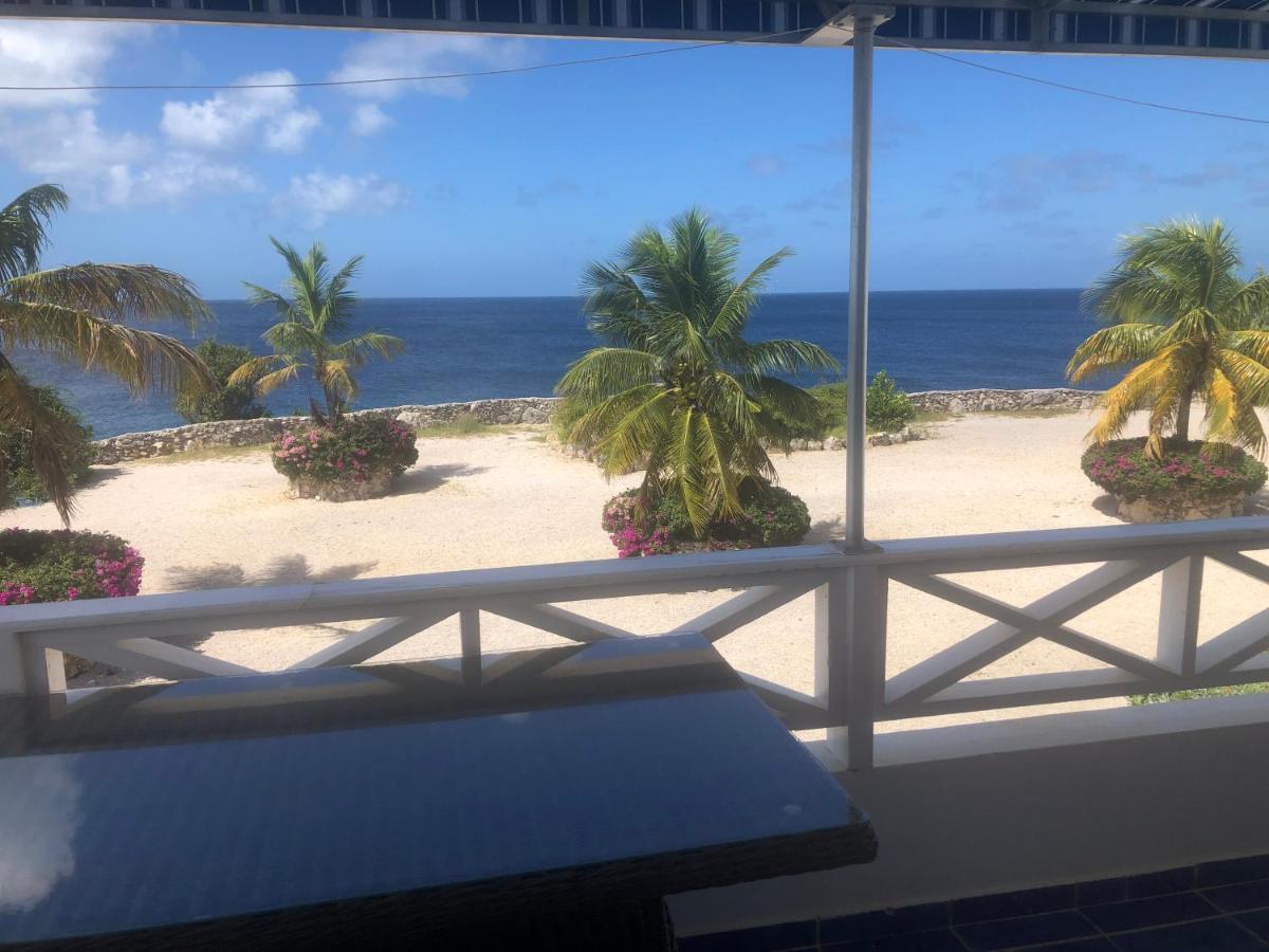 Marazul Dive Resort. 3 Bedroom Seafront House. Dive, Snorkel, Enjoy Amazing Sunsets * Westpunt