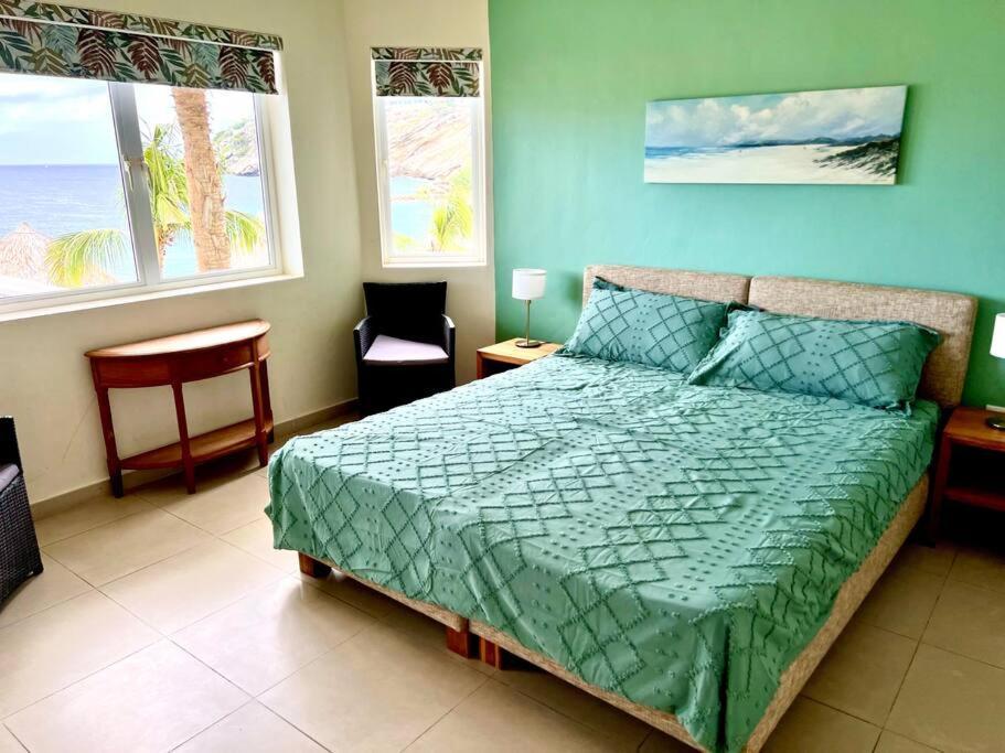 Apartment Blue Emerald Beachfront Blessing Willemstad