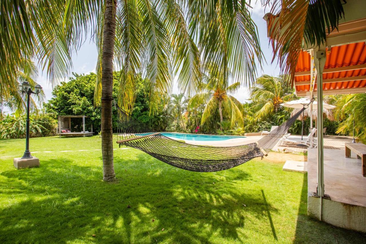Tuk Tropical Boutique Jan Thiel Resort Willemstad