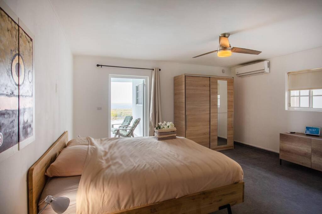 Ocean Vista, Amazing Panoramic View And Private Pool Villa Willemstad