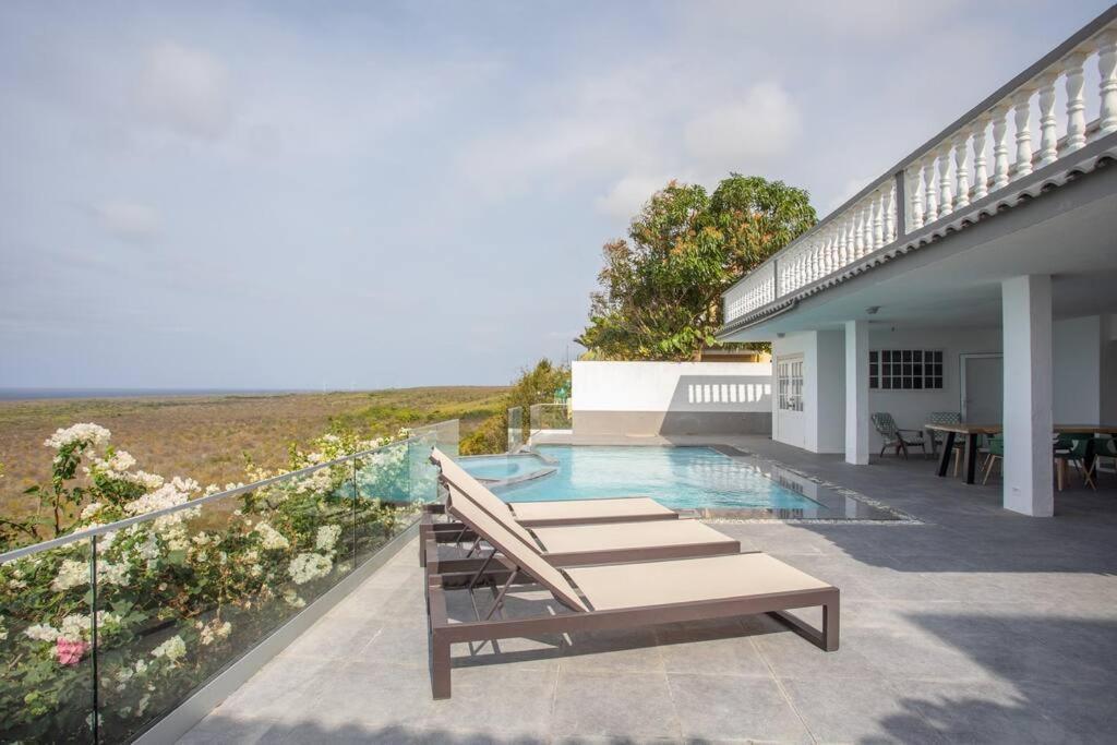 Ocean Vista, Amazing Panoramic View And Private Pool * Willemstad