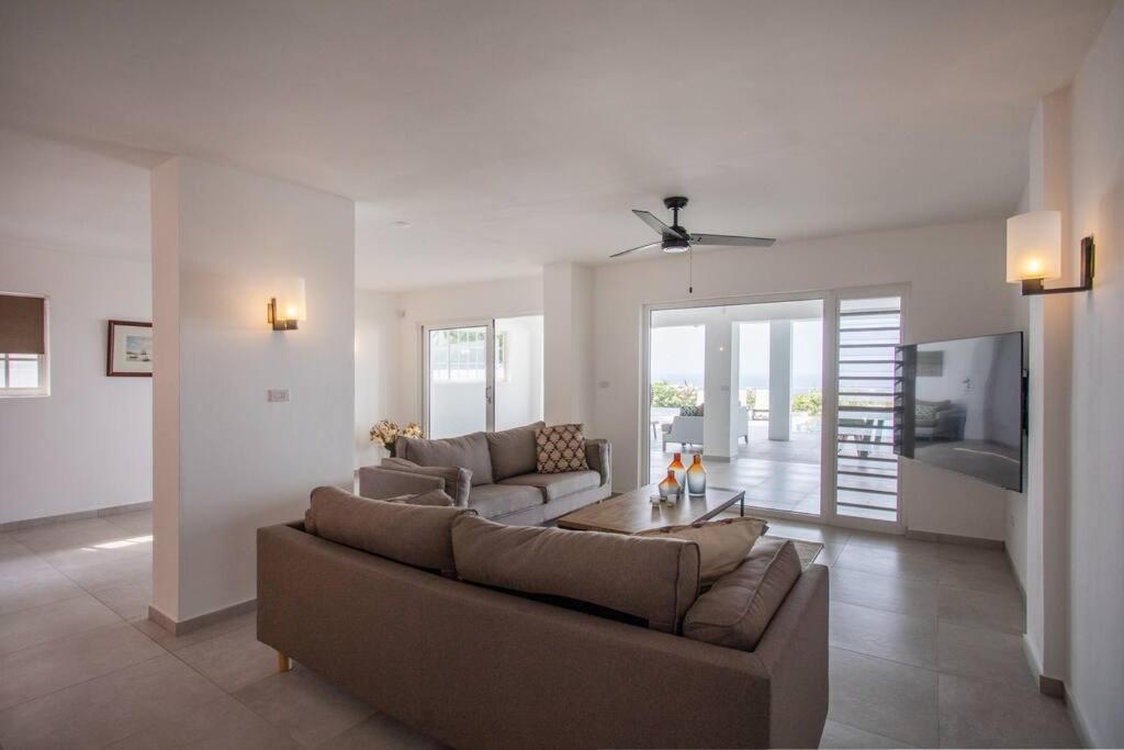 Ocean Vista, Amazing Panoramic View And Private Pool
