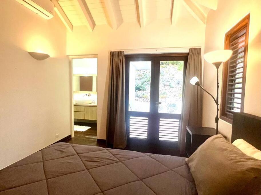 Villadelsol-ocean Front Resort-pool-up To 8 Guests-walk To The Villa Willibrordus