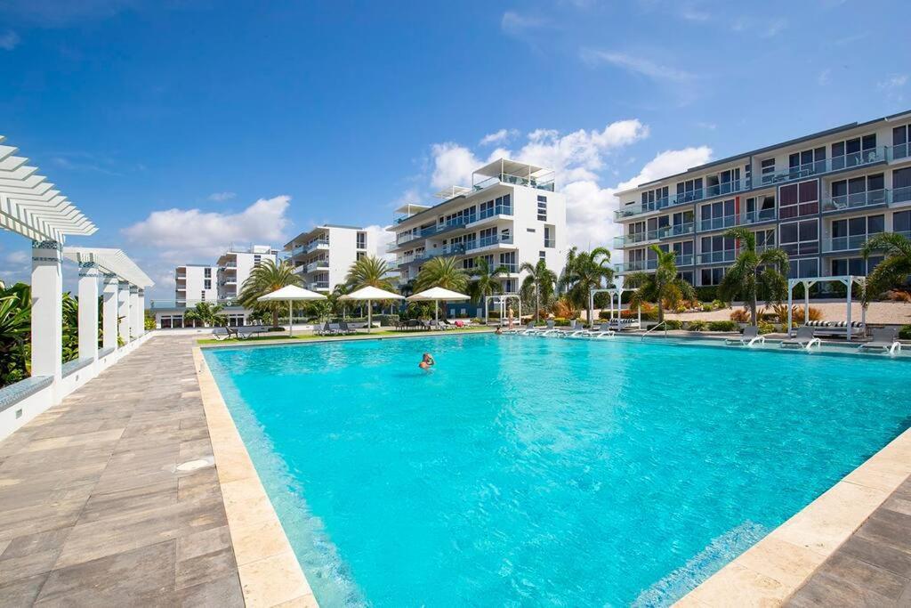 Magna Vista Pool And Gym *