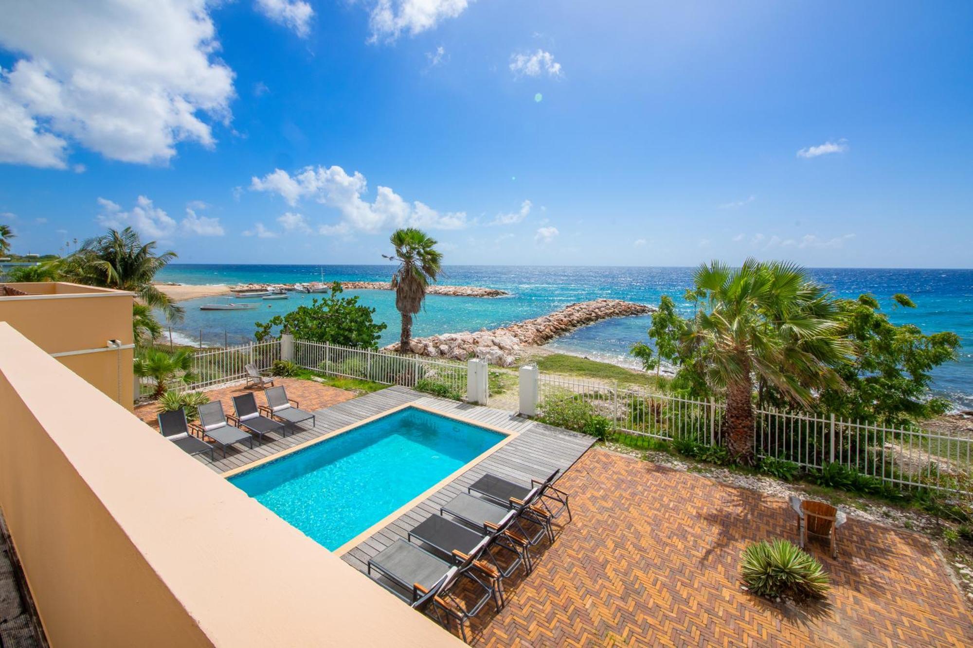 Atlantis House *