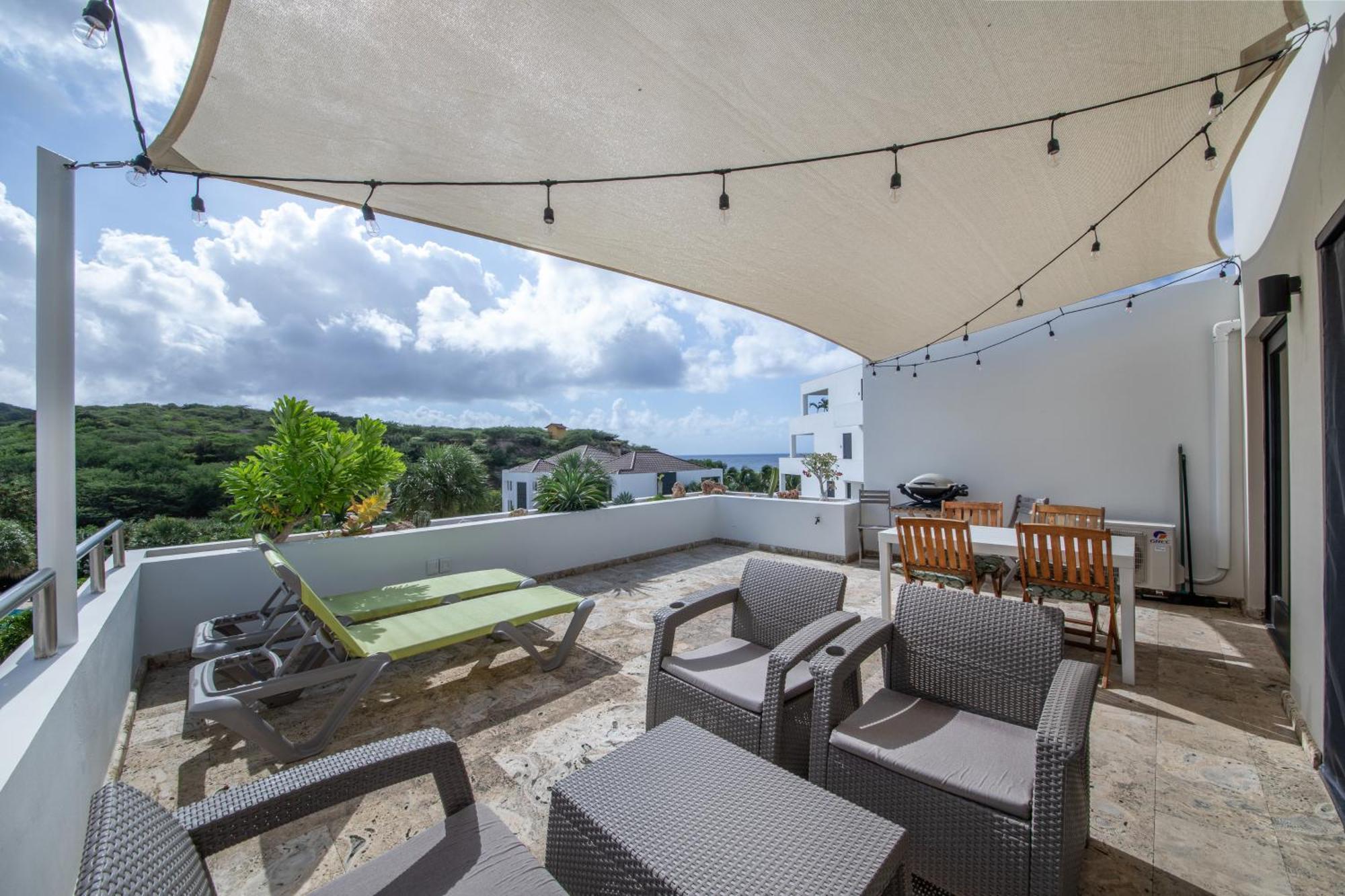 Blue Bay - Greenview Apartment