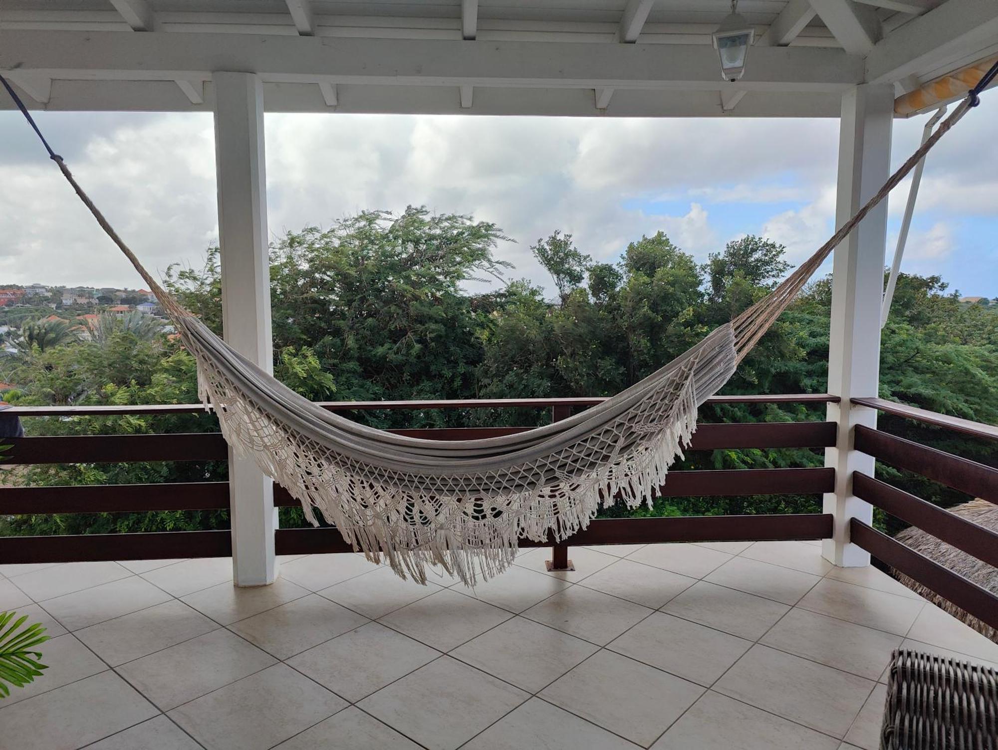 Sweet Curacao View Aparthotel