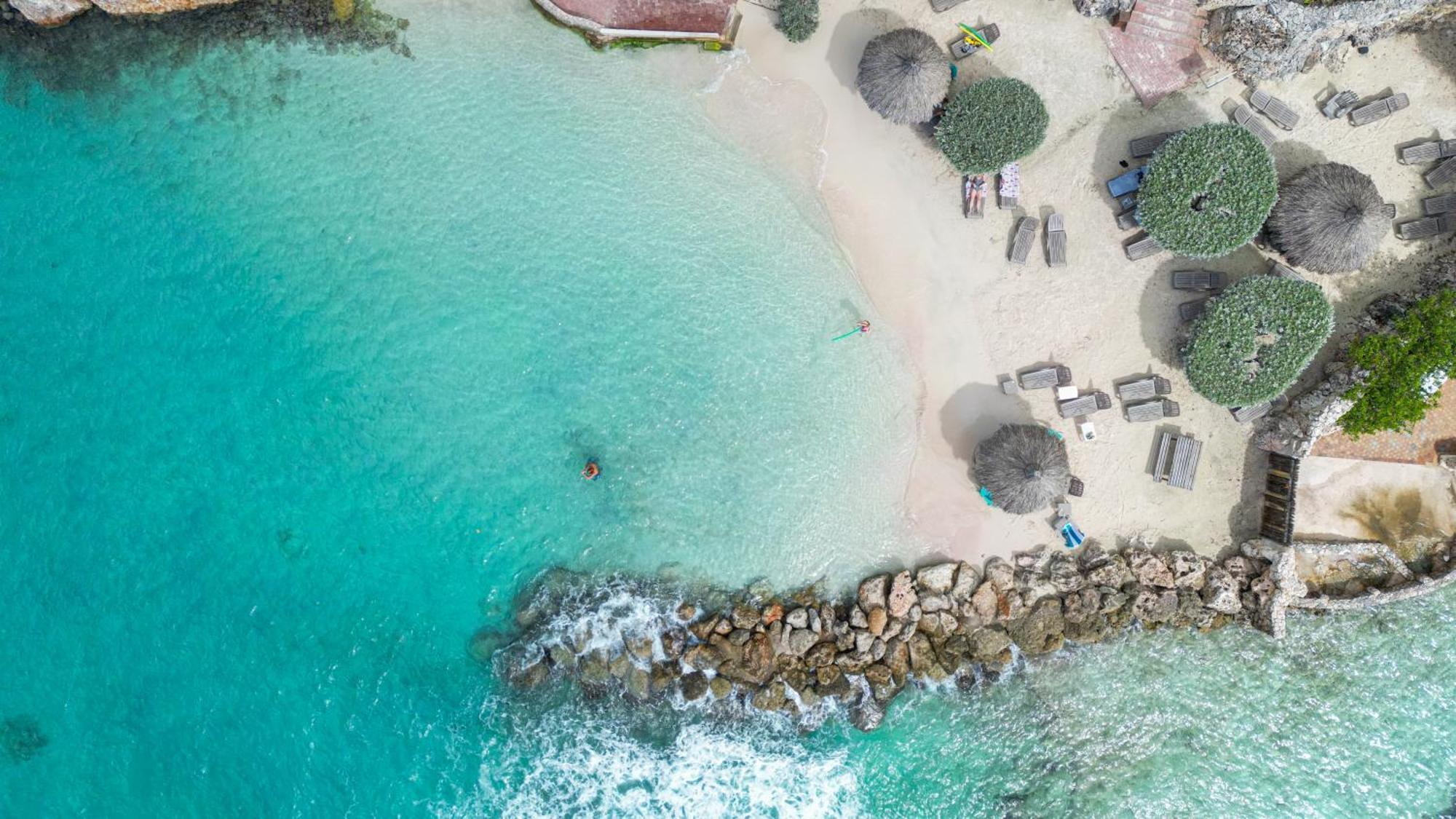 Flamboyan Op Ocean Resort, Mambo Curacao * Willemstad