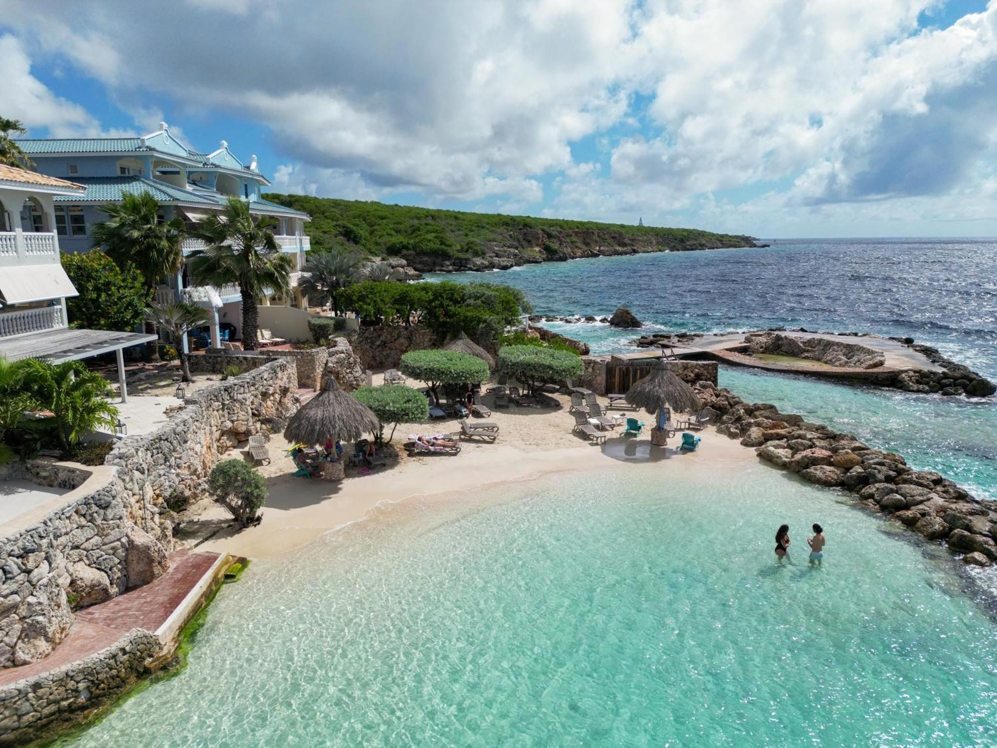 Apartment Flamboyan Op Ocean Resort, Mambo Curacao Willemstad