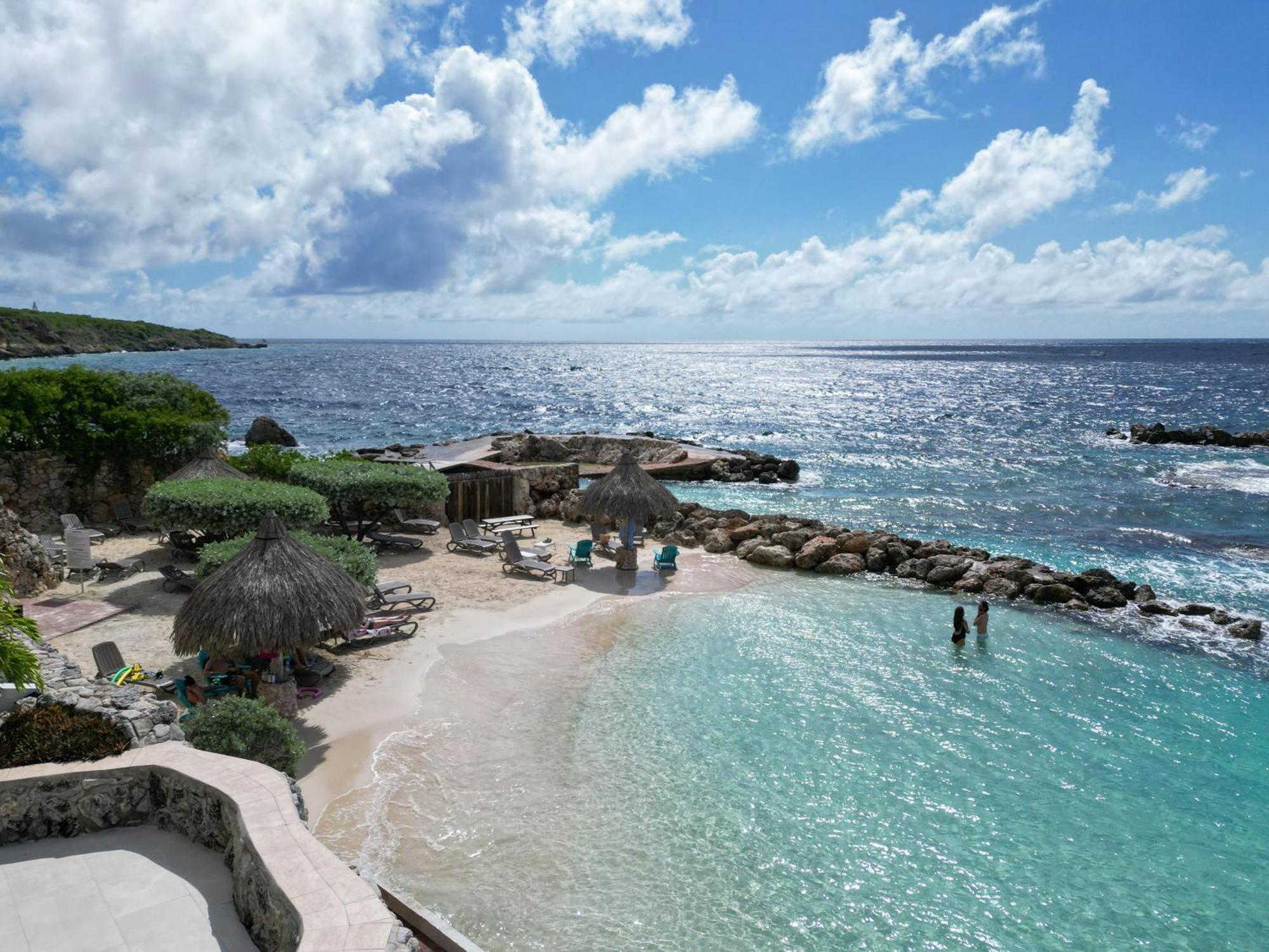 Apartment Flamboyan Op Ocean Resort, Mambo Curacao *