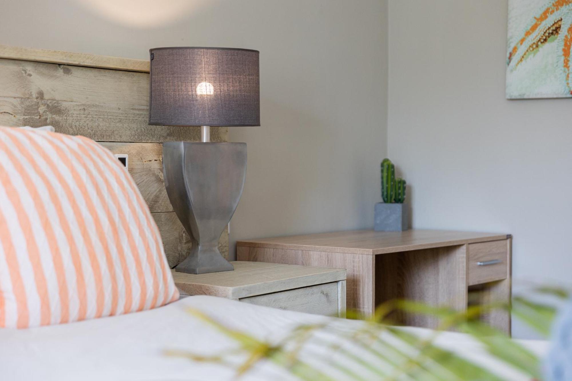 Apartment Flamboyan Op Ocean Resort, Mambo Curacao *