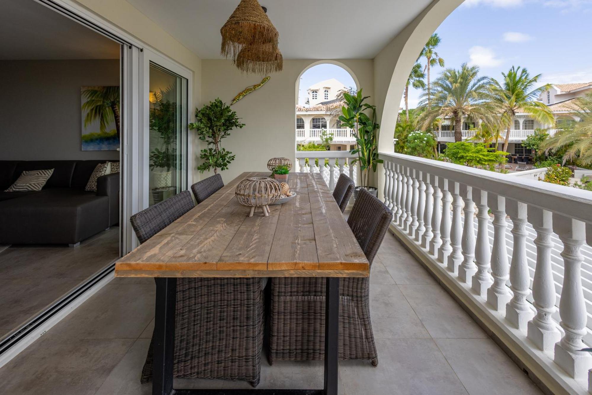 Flamboyan Op Ocean Resort, Mambo Curacao Apartment *